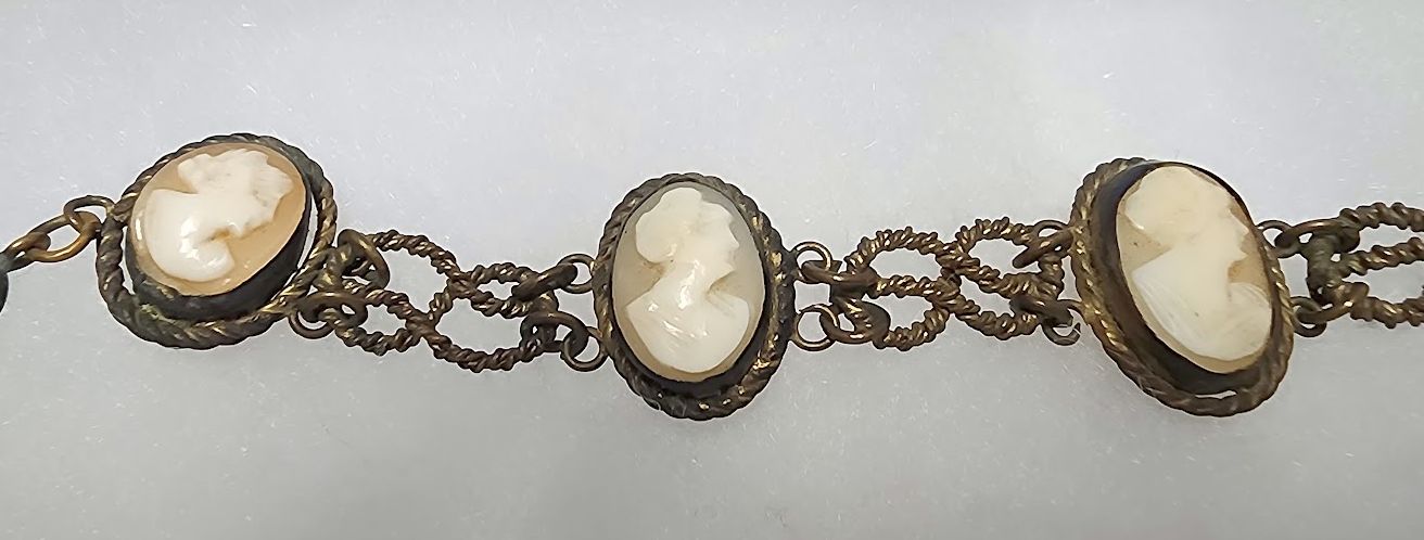 Rare Antique Bracelet with Genuine Shell Cameos – Signed 800 Silver Vintage Collectible